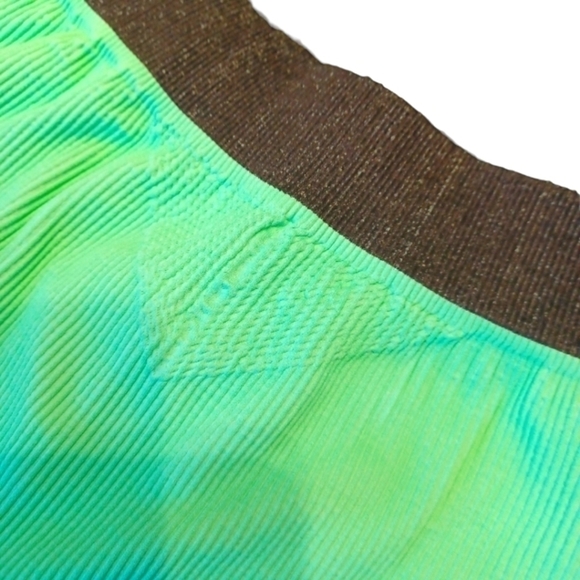 FP Movement Seamless Shorts in Fresh - Picture 5 of 10